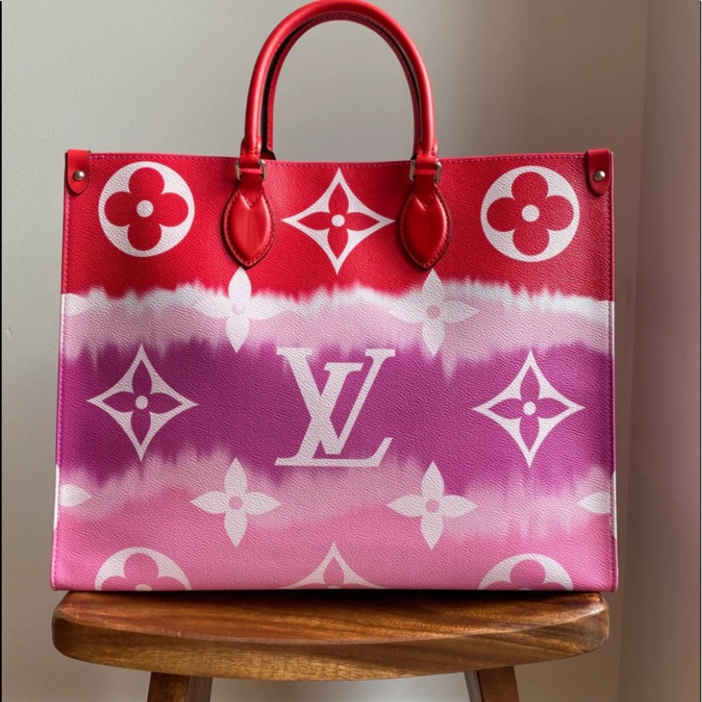 Red and Pink On the Go